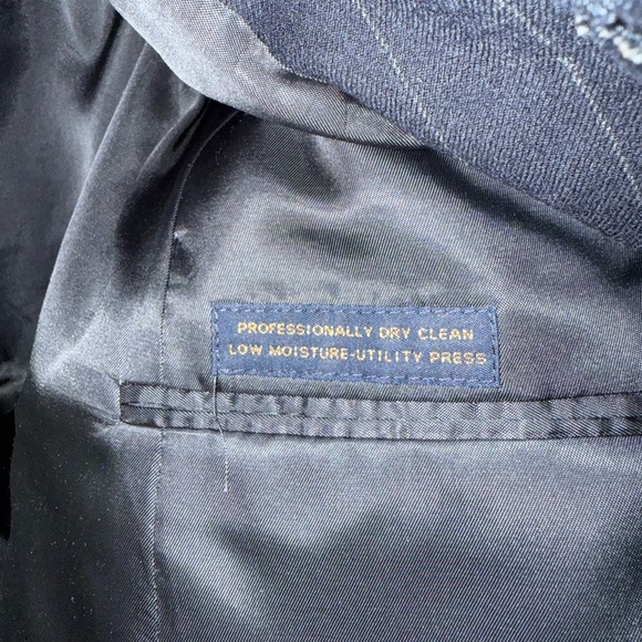 Vintage Tommy Hilfiger Pin Striped suit jacket, blazer - navy blue 80s/90s - Picture 7 of 9